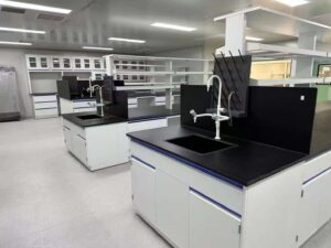 Lab Bench with Sink