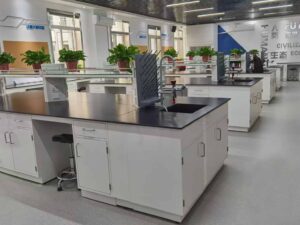 Lab workbenches 1 1