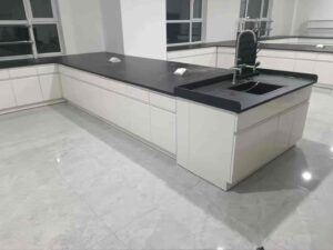 Lab workbenches 13