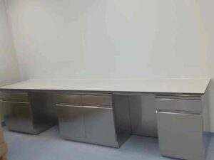 Stainless Steel Lab Bench 8