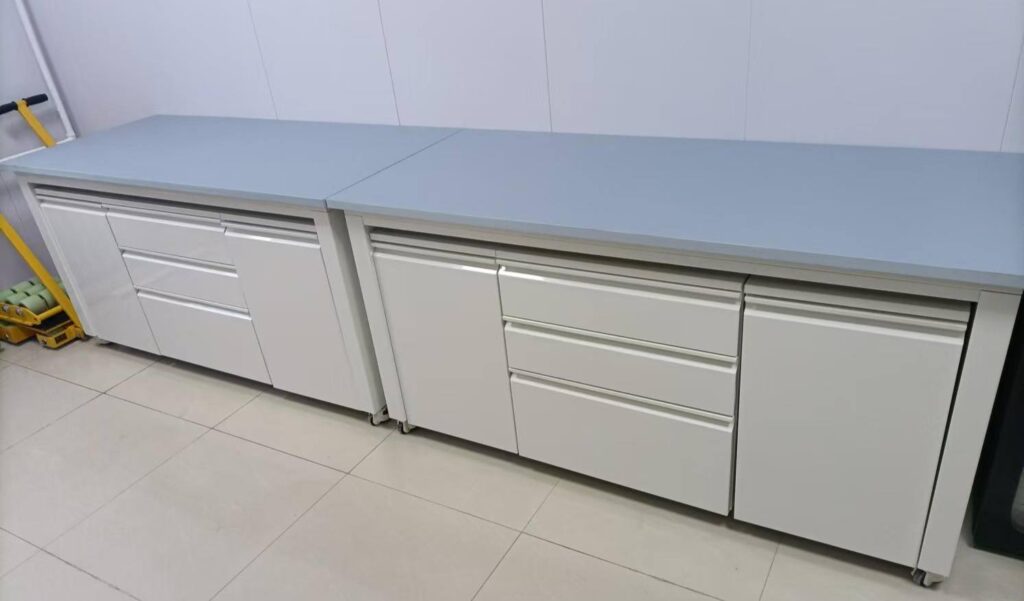 H-frame lab benches with removable wheels