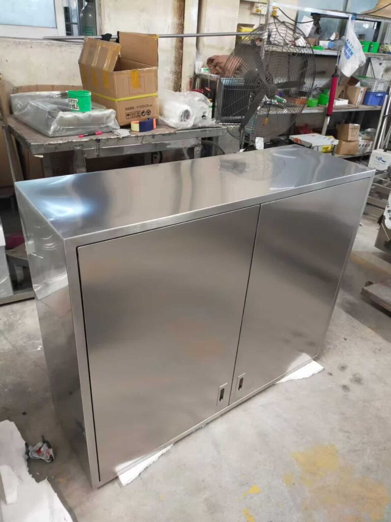Stainless Steel Lab Benches 3