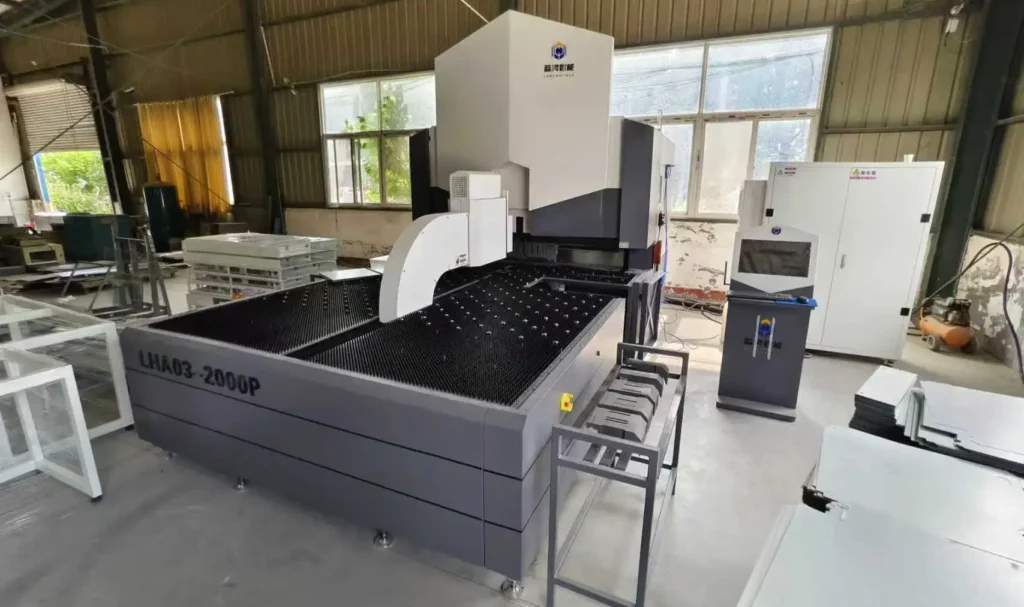 Machine tools for lab furniture production