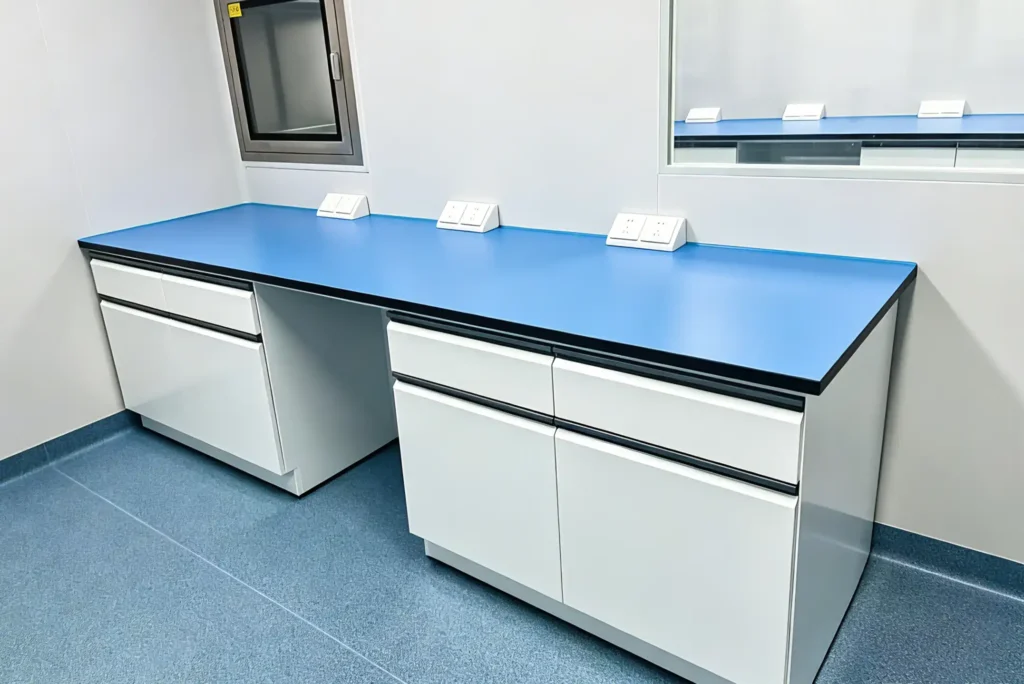 Lab-WB Wall-Mounted Lab Workbenches